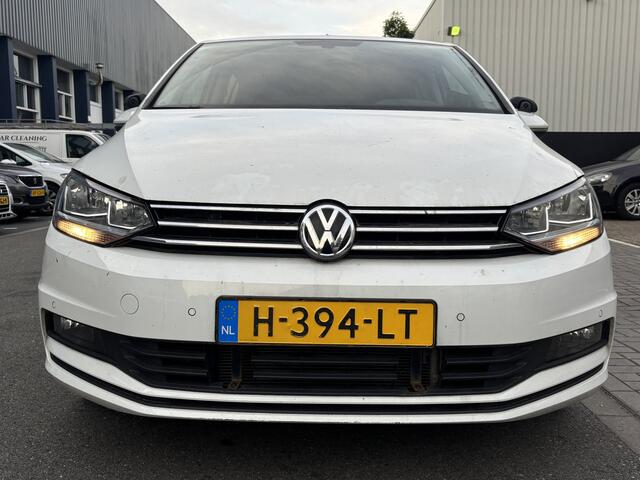 Volkswagen TOURAN 2.0 TDI AUTOMAAT / HONDENWAGEN / DEALER ONDERHOUDEN