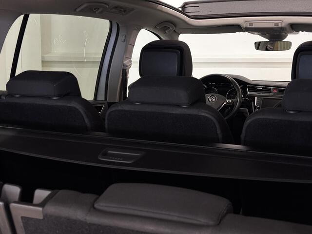 Volkswagen TOURAN 1.4 TSI Connected Series 7persoons | Panorama dak | 7 stoelen | Automaat |