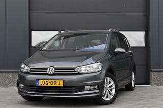 volkswagen-touran-1.4-tsi-highline-