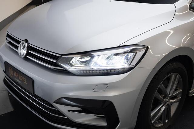 Volkswagen TOURAN 1.5 TSI Highline Business R 7p | Trekhaak |