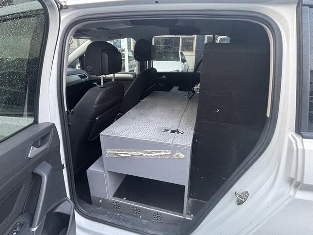 Volkswagen TOURAN 2.0 TDI SCR AUTOMAAT / HONDENWAGEN