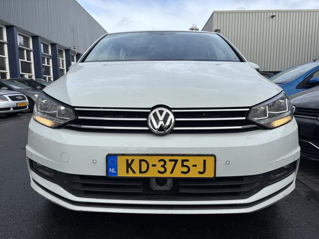 Volkswagen TOURAN 2.0 TDI SCR AUTOMAAT / 119 DKM / DEALER ONDERHOUDEN