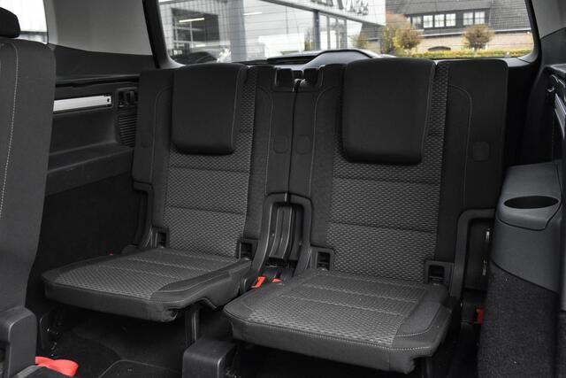 Volkswagen TOURAN 1.5 TSI Business 7p Pano - Trekhaak - BTW