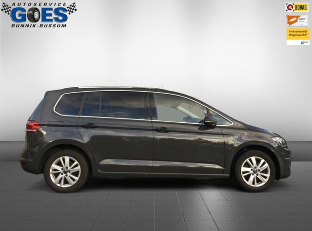 Volkswagen TOURAN Highline BMT/Start-Stop