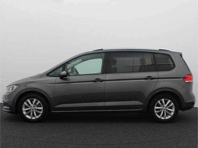 Volkswagen TOURAN 1.5 TSI 150PK Comfortline Business 7p CAMERA / STOELVERW / DAB+ / ACC / PDC / BLUETOOTH / CRUISE / NL-AUTO