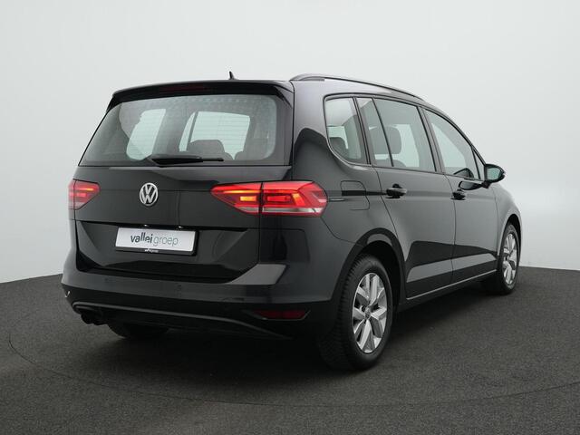 Volkswagen TOURAN 7 pers. 1.4 TSI 150 pk DSG Comfortline | Stoelverwarming | Navigatie | Adaptive Cruise | Parkeersensoren voor/achter