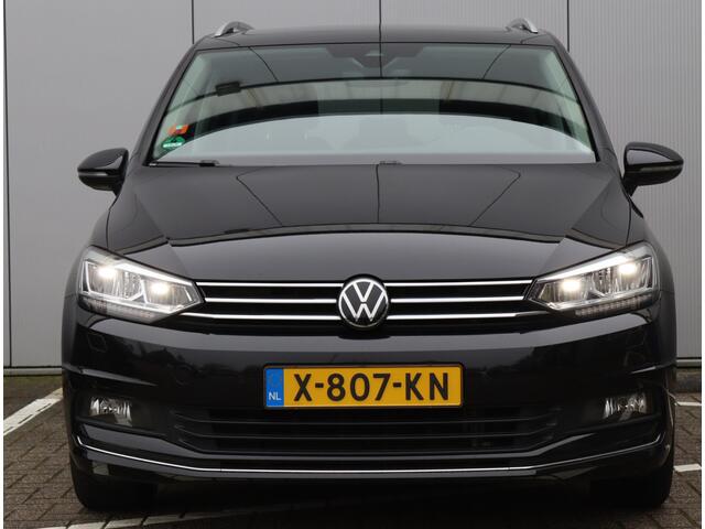 Volkswagen TOURAN 1.5 TSI Highline 7p | Panoramadak | Virtual | Keyless | ACC