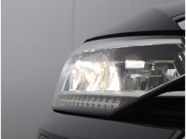 Volkswagen TOURAN 1.5 TSI Highline 7p | Panoramadak | Virtual | Keyless | ACC