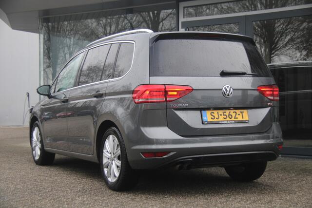 Volkswagen TOURAN 1.4 TSI Highline Business R | DSG | ACC | LED | 7 P |