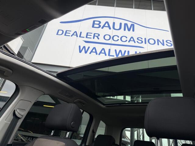 Volkswagen TOURAN 1.5 TSI AUTOMAAT 150PK HIGHLINE AIRCO-ECC PANORAMADAK NAVI PDC.