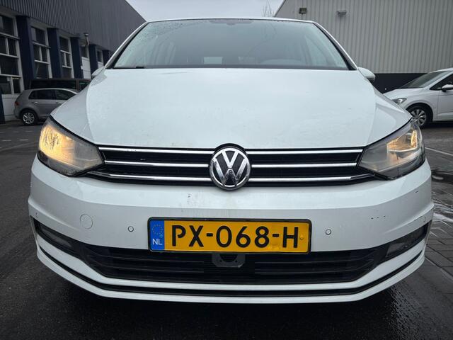 Volkswagen TOURAN 2.0 TDI SCR AUTOMAAT / 86 DKM / DEALER ONDERHOUDEN