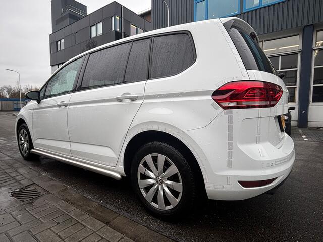 Volkswagen TOURAN 2.0 TDI SCR AUTOMAAT / 151 DKM / DEALER ONDERHOUDEN