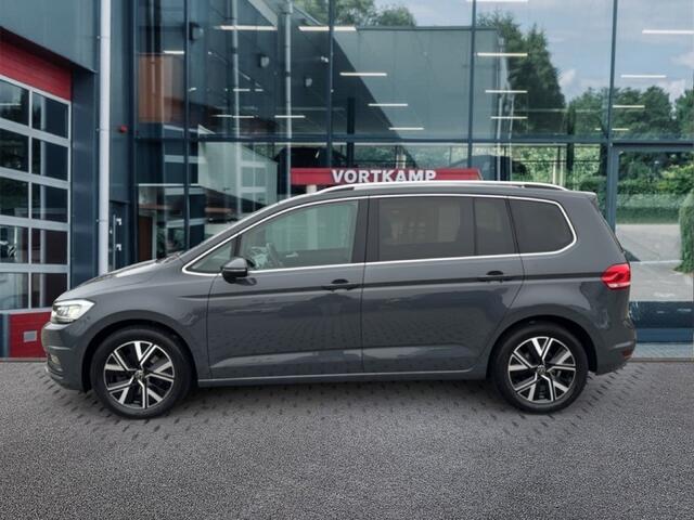 Volkswagen TOURAN 1.5 TSI DSG HIGHLINE TREKHAAK/ACC/LED/STOELVERW/CAMERA