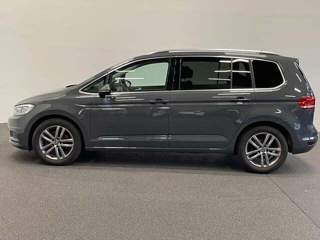 Volkswagen TOURAN 1.5 TSI DSG Highline | Navigatie | Parkeersensoren | Cruise Control | Blind Spot Assist | Stoelverwarming | ErgoActive stoelen | Climate Control