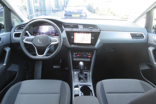 Volkswagen TOURAN 1.5 TSI Highline Business Automaat, Navi, Camera, El. Trekhaak