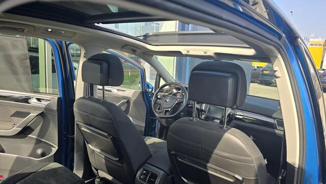 Volkswagen TOURAN 1.4 TSI Highline 7p |ACC|PANO|Automaat|Trekhaak