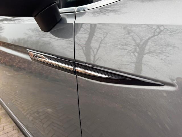 Volkswagen TOURAN 1.4 Tsi Highline 7p/R-Line/150PK