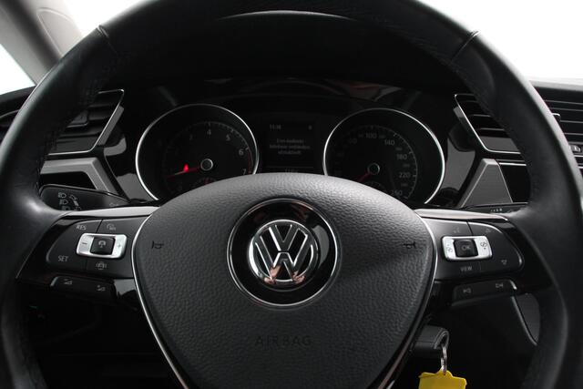 Volkswagen TOURAN 1.5 TSI 150pk DSG Comfortline 7p | Navigatie | Apple Carplay/Android Auto | Climate Control | Cruise Control Adaptive | Stoelverwarming | Parkeer sensoren