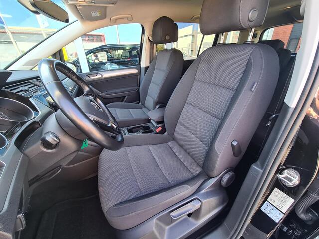 Volkswagen TOURAN 1.4 TSI Comfortline 7p | ACC | PDC voor en achter | Nieuwe 4-seizoenenbanden | Apple Carplay | Android Auto