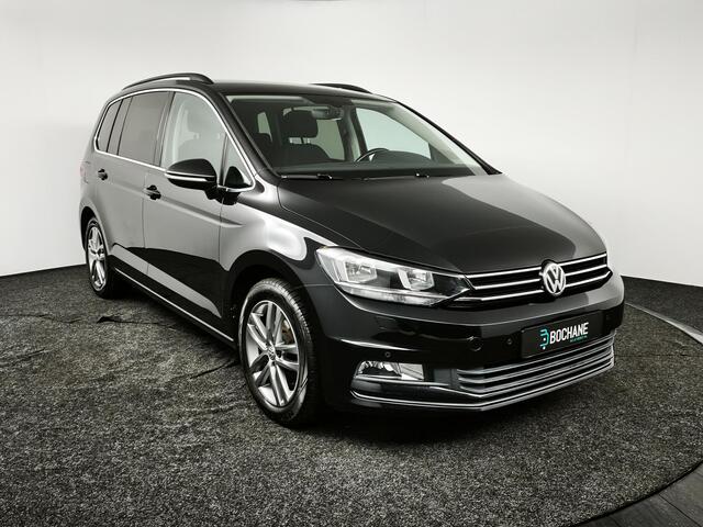 Volkswagen TOURAN 1.4 TSI Highline Business R 7p | Trekhaak | Parkeersensoren V+A | Stoelverwarming | Apple CarPlay / Android Auto |