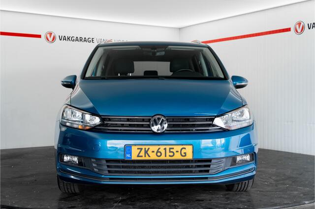 Volkswagen TOURAN 1.5 TSI Comfortline Business