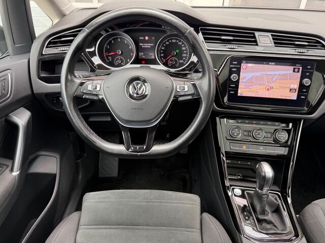 Volkswagen TOURAN 1.8 TSI 180PK Highline 7-Pers Aut. Navi Camera Pano Trekhaak