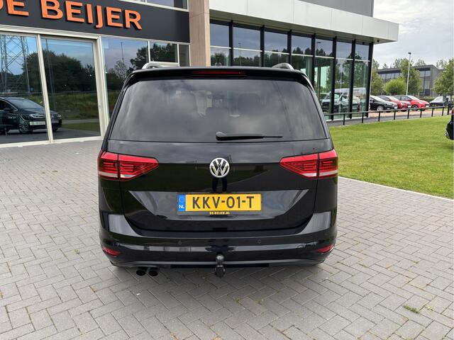 Volkswagen TOURAN 1.4 TSI Highline 7pers. Trekh I Led I Navi