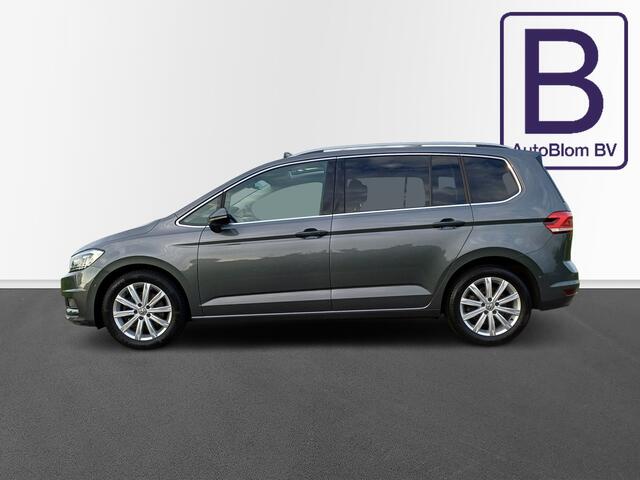 Volkswagen TOURAN 1.8 TSI Highline /Pano/Led/Clima/Camera/Carplay/Navi/Park. ass./17"/