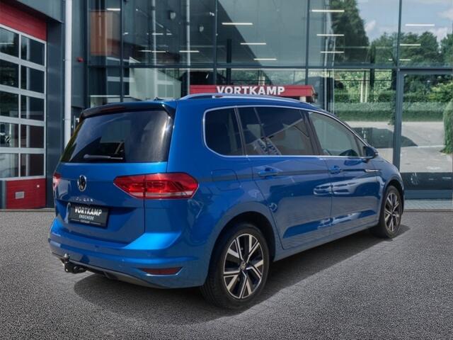 Volkswagen TOURAN 1.5 TSI DSG HIGHLINE TREKHAAK/CAMERA/ACC/CLIMA/STOELVERW