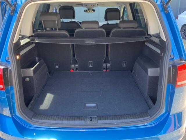 Volkswagen TOURAN 1.5 TSI DSG HIGHLINE TREKHAAK/CAMERA/ACC/CLIMA/STOELVERW
