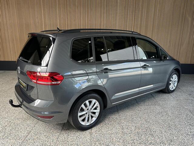 Volkswagen TOURAN 1.5 TSI Comfortline 7p NL auto | Trekhaak | Camera | ACC