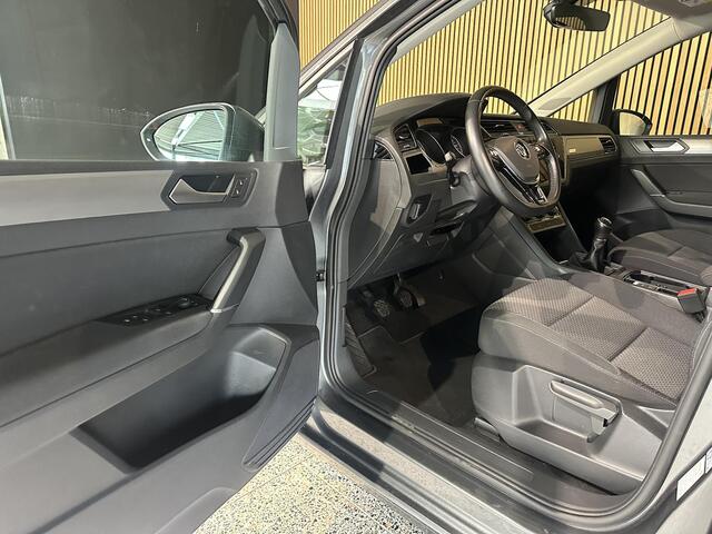 Volkswagen TOURAN 1.5 TSI Comfortline 7p NL auto | Trekhaak | Camera | ACC