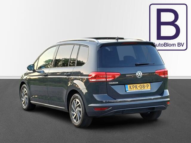 Volkswagen TOURAN 1.2 TSI 7p / Sound Edition / Zeer complete auto
