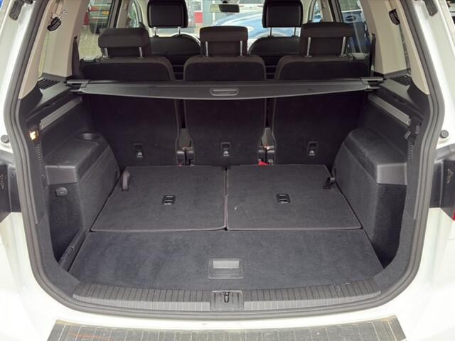 Volkswagen TOURAN 1.2 TSI HIGHLINE 7PERS. ELEK-KLEP/PDC/ACC/STOELVERW/CARPLAY/NAVI