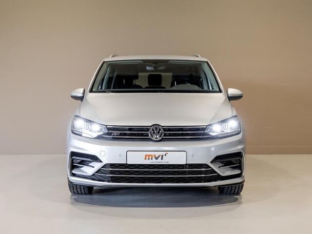 Volkswagen TOURAN 1.4 TSI Highline Edition R 7p 150pk / Achteruitrijcamera / Stoelverwarming / Adaptieve cruise control / Navigatie / Apple carplay /