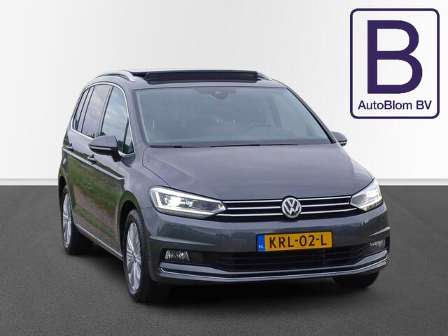 Volkswagen TOURAN 1.5 TSI Highline / Trekhaak / LED / Panodak