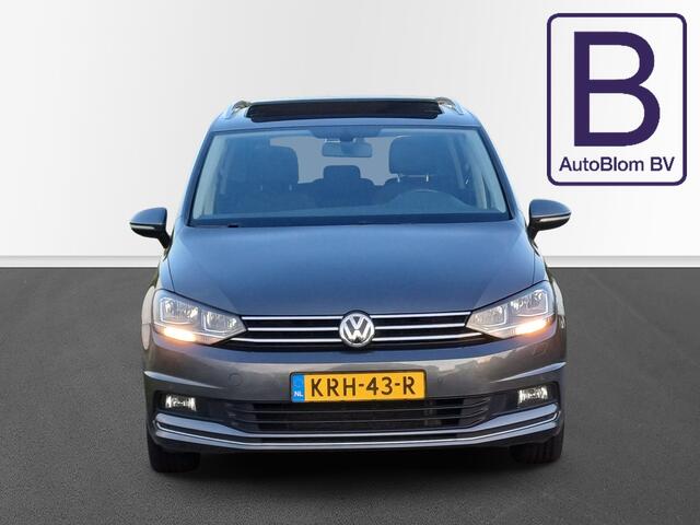 Volkswagen TOURAN 1.4 TSI Sound 7p / Trekhaak / Panodak / Carplay