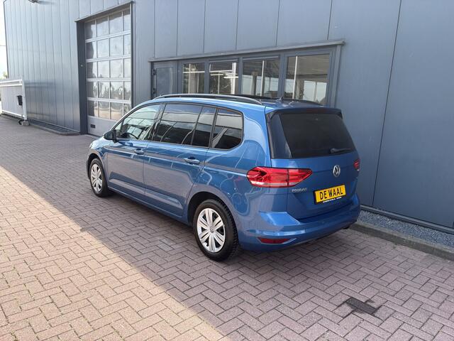 Volkswagen TOURAN 1.5 TSi 150pk DSG Comfortline 7-persoons SCHUIFDAK/LEDER/CAMERA/NAVI/ADAPT.CRUISE/WINTERPACK