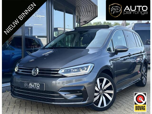 Volkswagen TOURAN 1.4 TSI Highline Business R 7p 150PK | BOMVOL | AUTOMAAT | R-Line | 7 Persoons | NL AUTO | PANO | Trekhaak | Achteruitrijcamera | Elektrische Achterklep | Dodehoek Detectie | Argo | Stoelverwarming | Carplay | Navigatie | DAB+ |