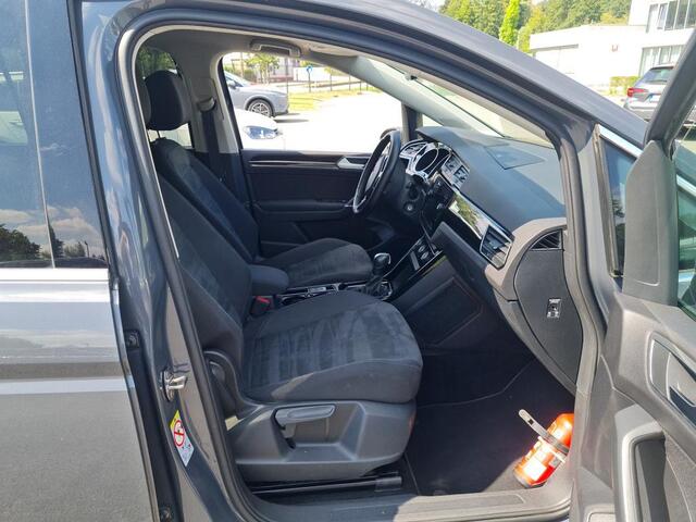 Volkswagen TOURAN 1.5 TSI Highline 7p