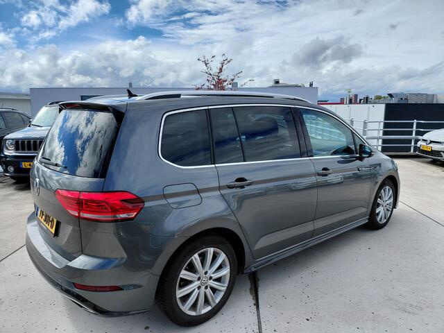 Volkswagen TOURAN 1.8 TSI Highline Business R 7p | Panoramadak | Nieuw binnen |