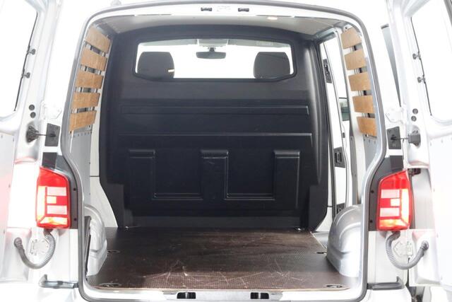 Volkswagen TRANSPORTER T6 2.0 TDI L1H1 70 Edition LED/Acc/Navi 01-2018
