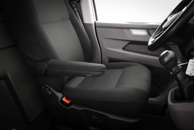 Volkswagen TRANSPORTER 2.0 TDI L2H1 28 Comfortline EURO 6 | NAVI PACK | AIRCO | CRUISE | DAB | APPLE | PDC | TREKHAAK