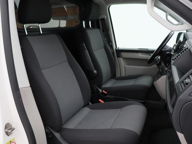Volkswagen TRANSPORTER 2.0 TDI 150 PK DSG AUT. EURO 6 + APPLE CARPLAY / DAB+ / NAVIGATIE / CRUISE CONTROL