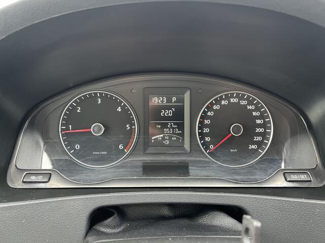 Volkswagen TRANSPORTER Kombi 2.0 TDI DSG Automaat 140 pk L1H1 BTW en BPM vrij Airco Cruise control Trekhaak PDC 1e eigenaar Euro 5 Personenbus Kombi Combi Tourer Groepsvervoer