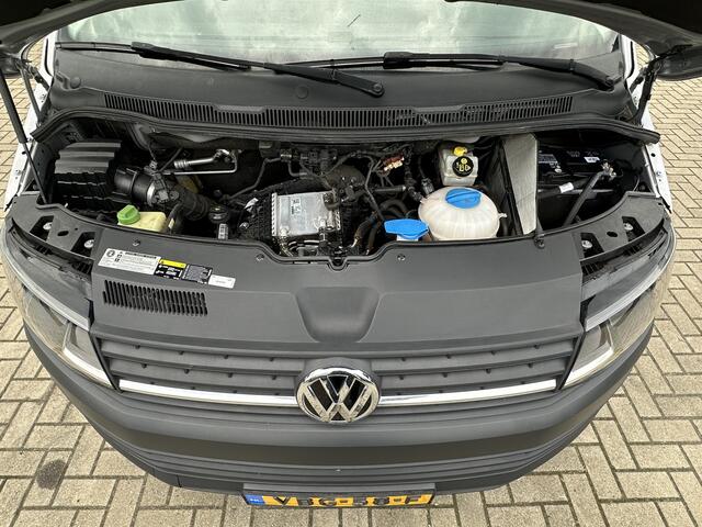 Volkswagen TRANSPORTER 2.0 TDI 150PK EURO6 L1H1 Trekhaak/cruise control/app Connect