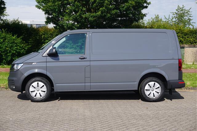 Volkswagen TRANSPORTER T6.1 2.0TDI 150PK App Connect, Cruise, Airco, Betimmering! NR. 731
