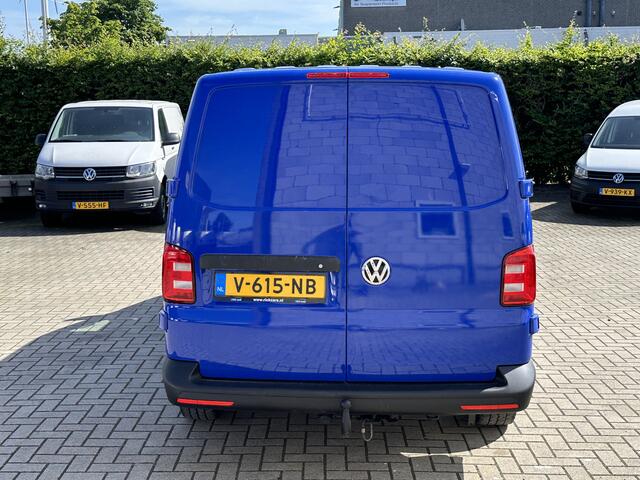 Volkswagen TRANSPORTER 2.0 TDI 102PK EURO6 L2H1 Trekhaak/cruise control/app connect