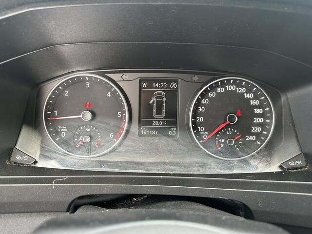 Volkswagen TRANSPORTER 2.0 TDI 115PK EURO6 L2H1 App Connect/cruise control