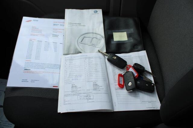 Volkswagen TRANSPORTER 2.0 TDI 102pk L1H1 Trend airco/cruise/trekhaak/imperiaal